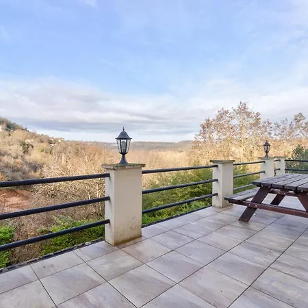 Au Balcon De Cordes, Superbe Vue 度假居