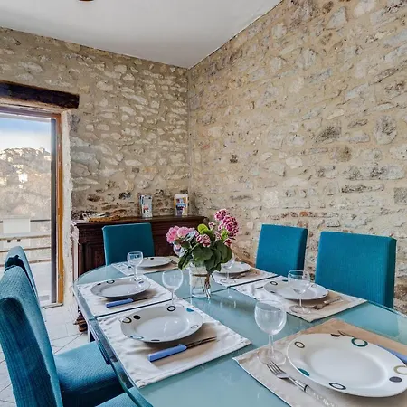 Au Balcon De Cordes, Superbe Vue 度假居